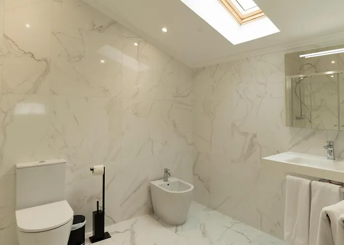 Bay 4* Horta (Azores)